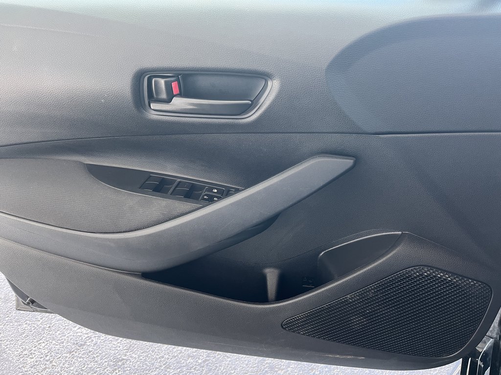 Toyota Corolla LE CVT 2023 à Saint-Georges, Québec - 17 - w1024h768px