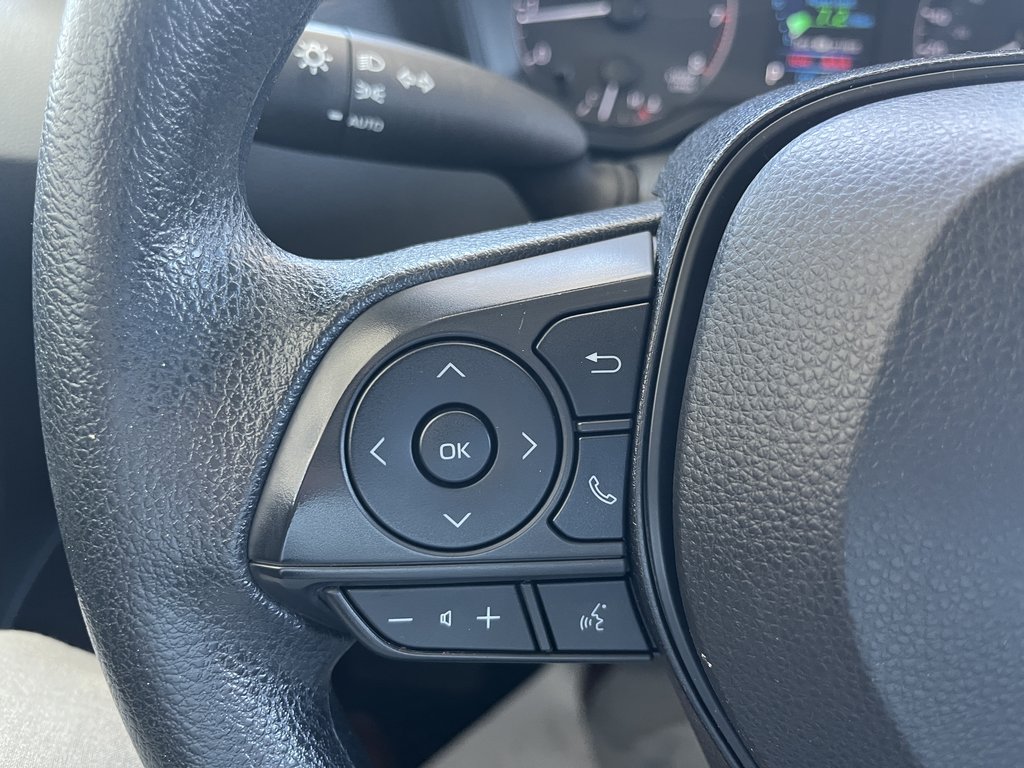 Toyota Corolla LE CVT 2023 à Saint-Georges, Québec - 15 - w1024h768px