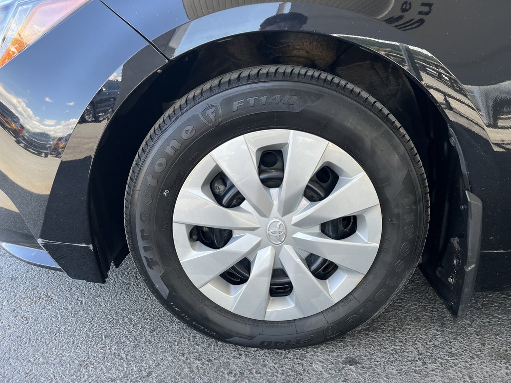Toyota Corolla LE CVT 2023 à Saint-Georges, Québec - 8 - w1024h768px