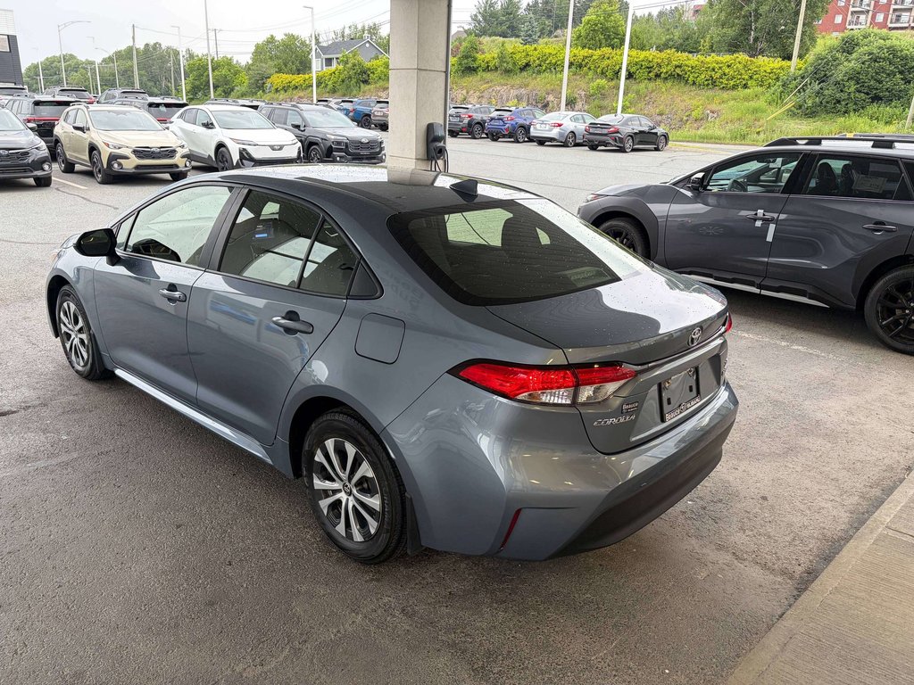 Toyota Corolla Hybrid LE CVT 2023 à Saint-Georges, Québec - 5 - w1024h768px