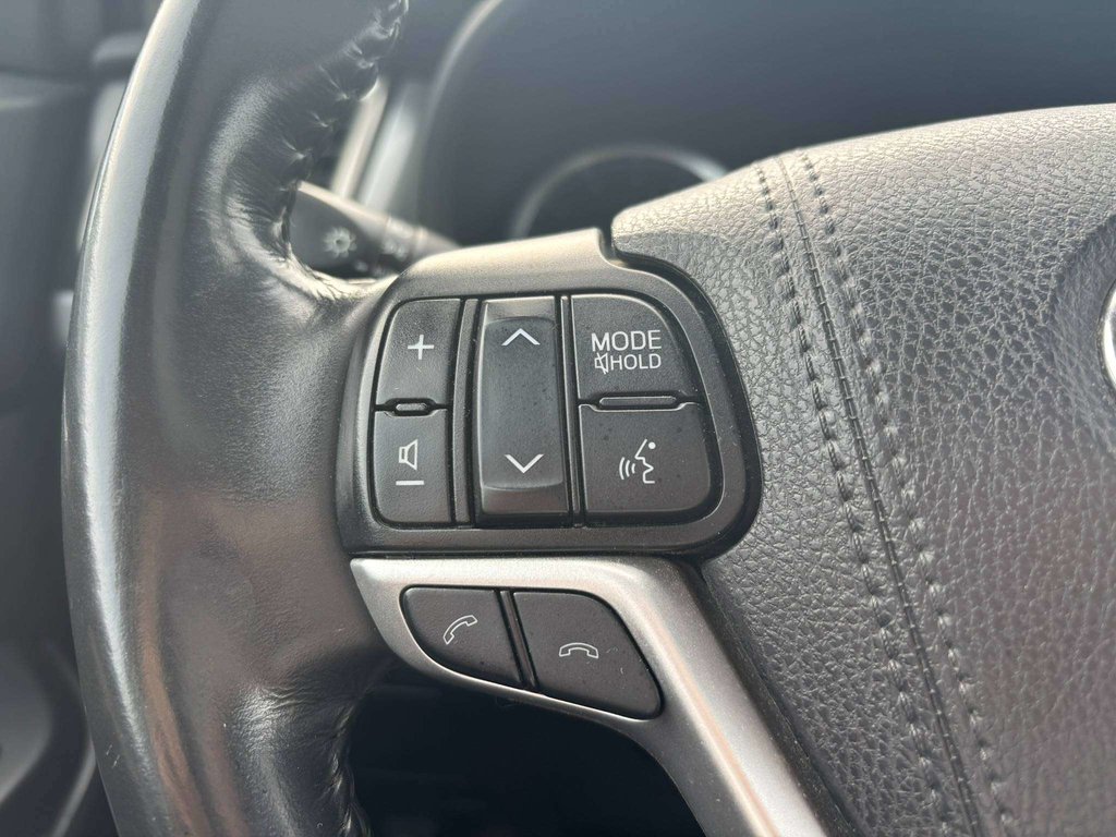 2019 Toyota Highlander XLE in Saint-Georges, Quebec - 15 - w1024h768px