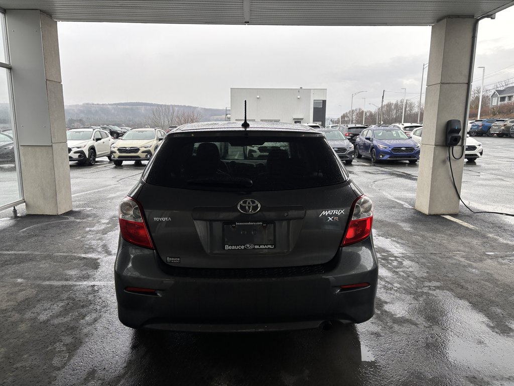 2010 Toyota Matrix 4dr Wgn Auto XR FWD in Saint-Georges, Quebec - 4 - w1024h768px