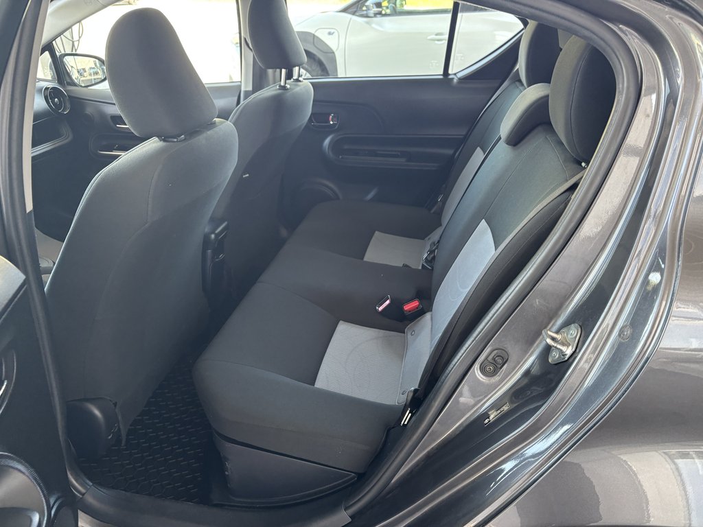 2019 Toyota Prius C Upgrade Auto in Saint-Georges, Quebec - 21 - w1024h768px