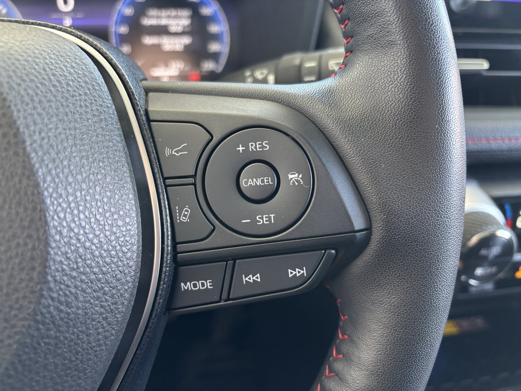 Toyota RAV4 Prime XSE AWD 2023 à Saint-Georges, Québec - 13 - w1024h768px