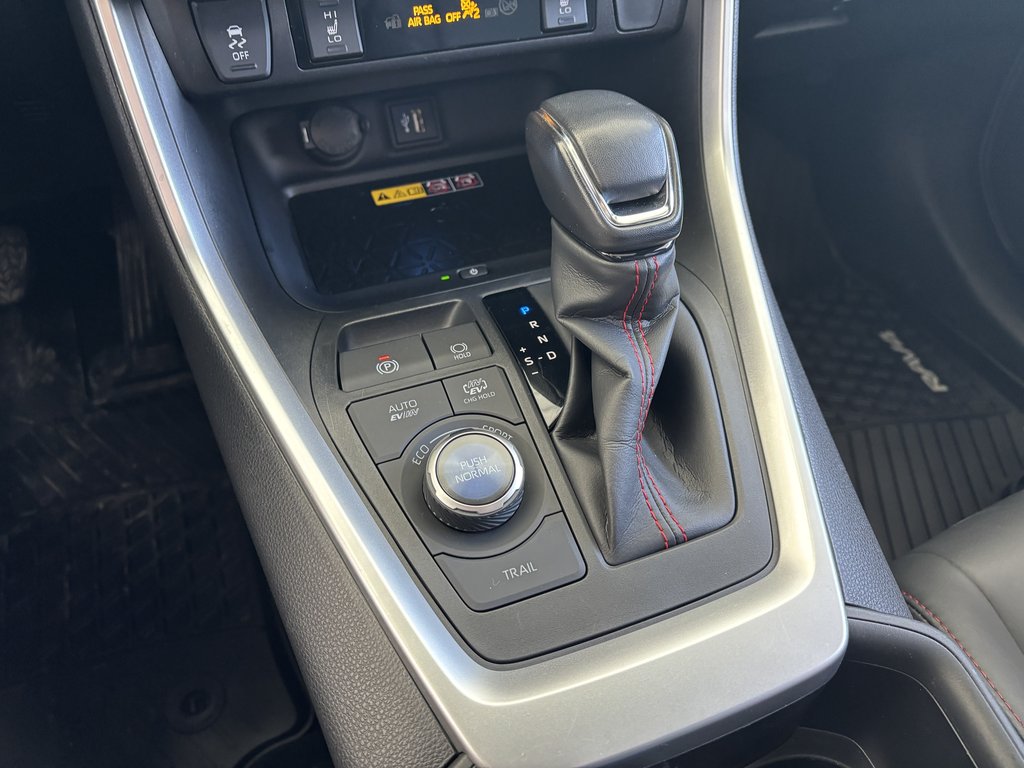 Toyota RAV4 Prime XSE AWD 2023 à Saint-Georges, Québec - 19 - w1024h768px