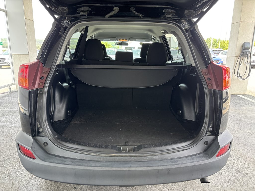 2015 Toyota RAV4 AWD 4dr LE in Saint-Georges, Quebec - 22 - w1024h768px