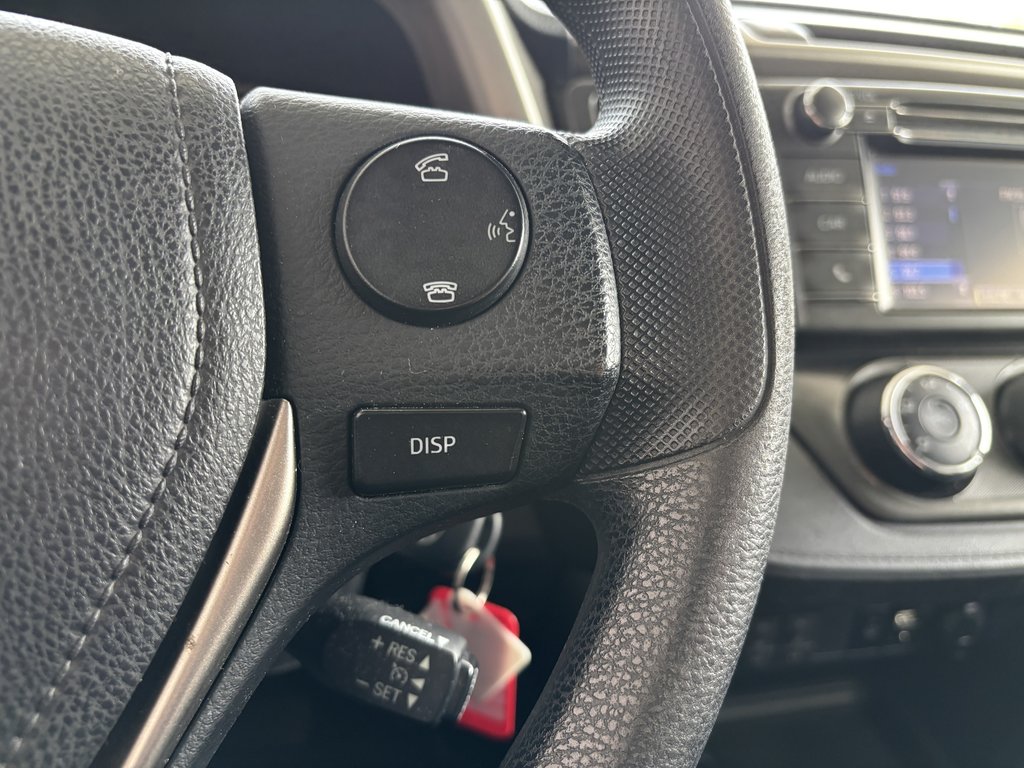 2015 Toyota RAV4 AWD 4dr LE in Saint-Georges, Quebec - 13 - w1024h768px