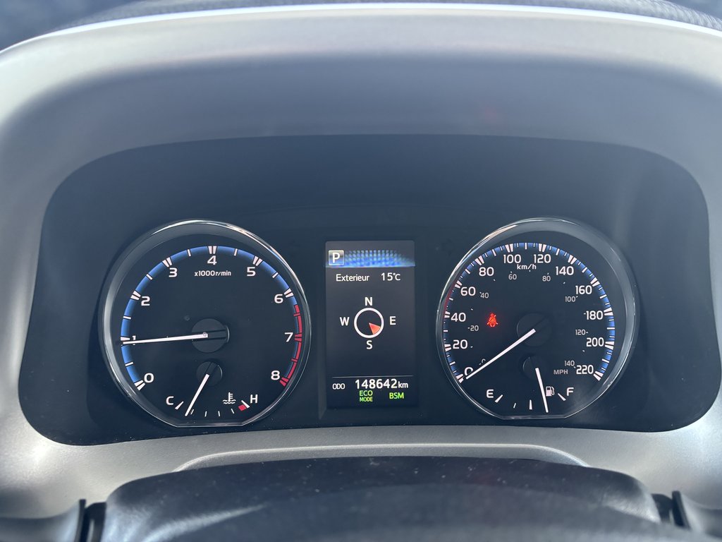 2016 Toyota RAV4 AWD 4dr Limited in Saint-Georges, Quebec - 12 - w1024h768px
