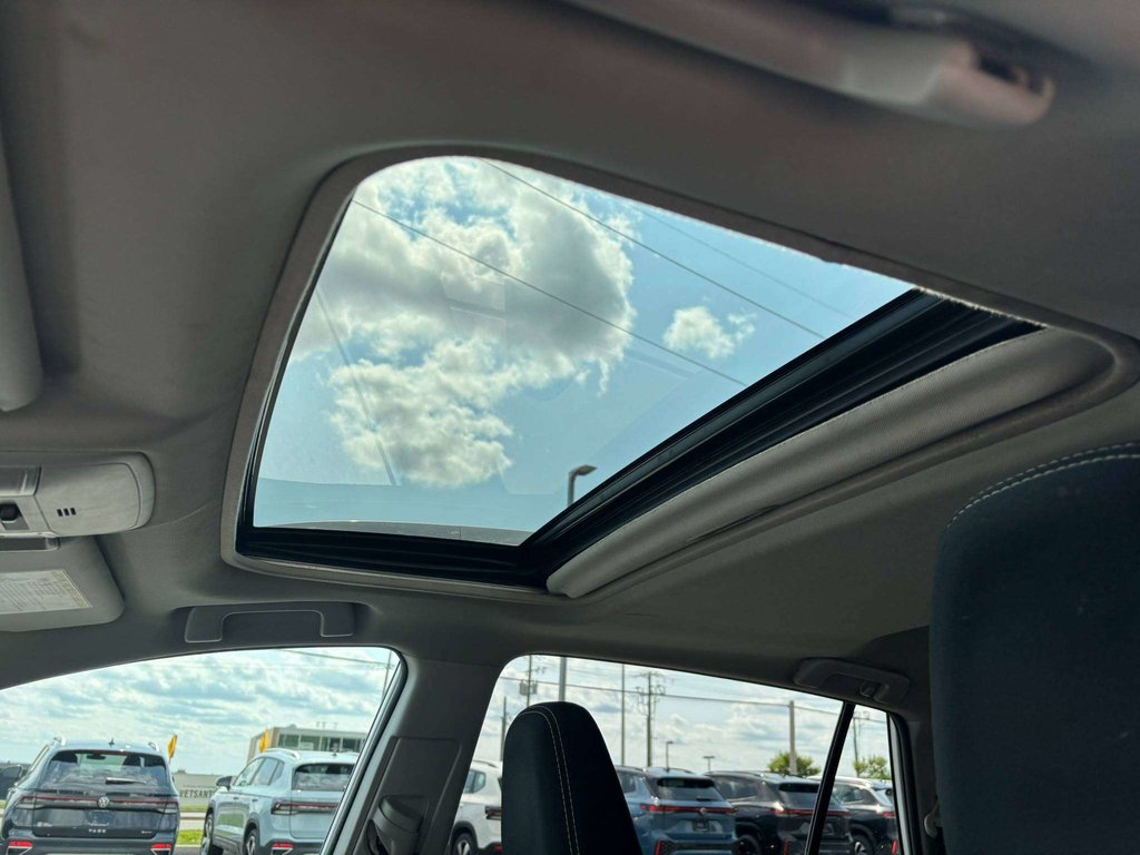 Toyota RAV4 XLE 2017 à Saint-Georges, Québec - 10 - w1024h768px