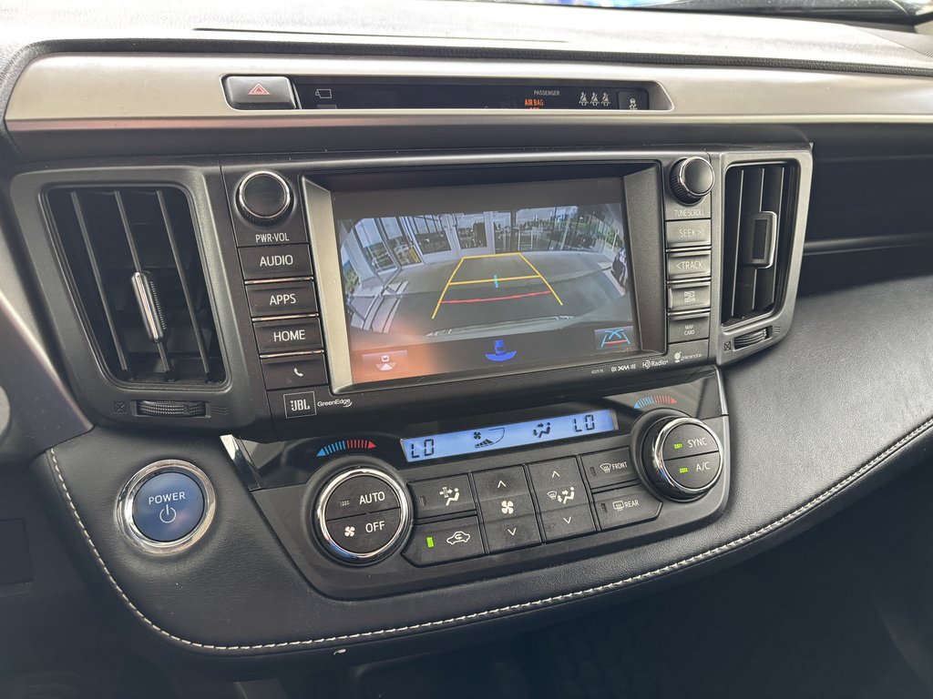 2018 Toyota RAV4 AWD Hybrid Limited in Saint-Georges, Quebec - 16 - w1024h768px