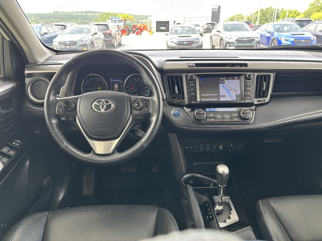 2018 Toyota RAV4 AWD Hybrid Limited in Saint-Georges, Quebec - 10 - w1024h768px