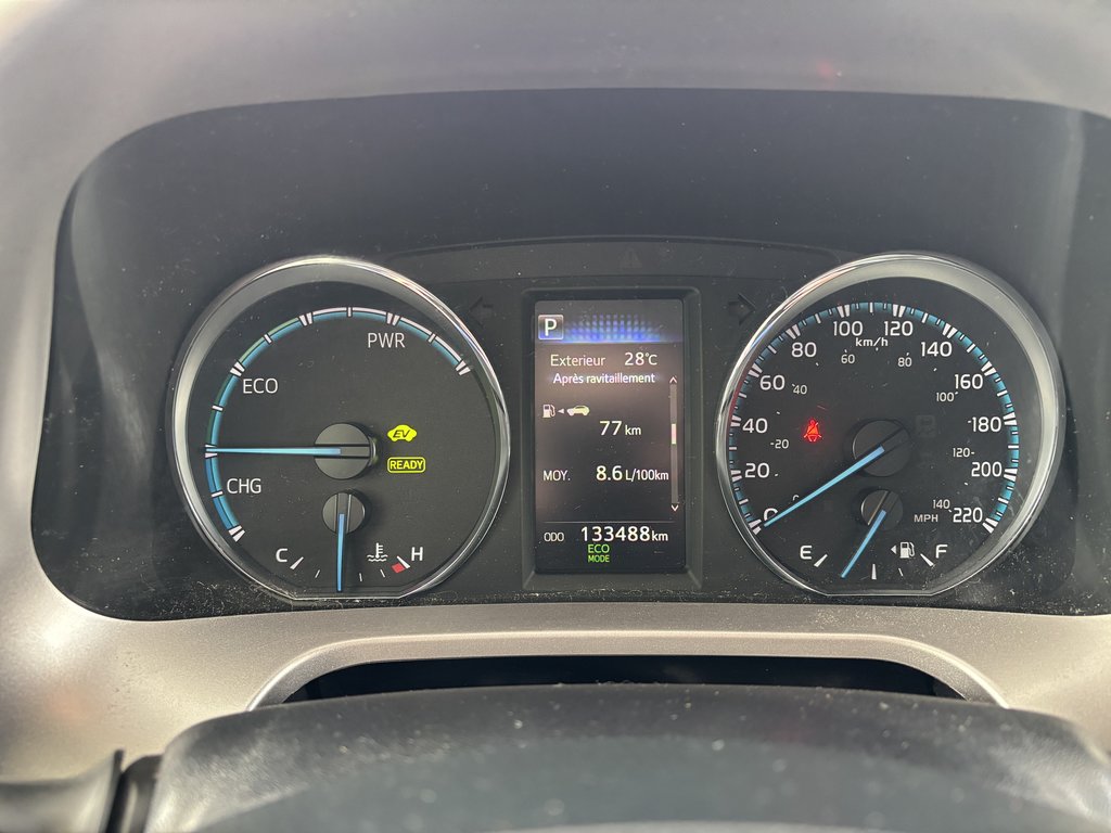 2018 Toyota RAV4 AWD Hybrid Limited in Saint-Georges, Quebec - 12 - w1024h768px
