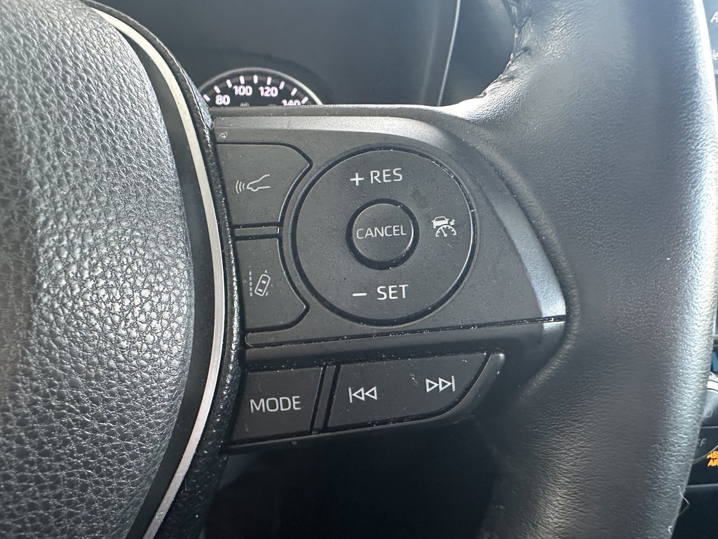 RAV4 AWD Hybrid XLE 2019 à Saint-Georges, Québec - 17 - w1024h768px