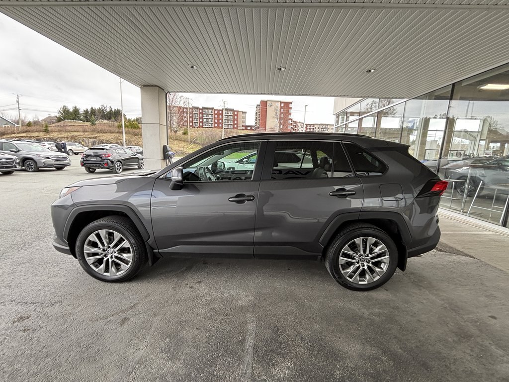 Toyota RAV4 XLE AWD 2022 à Saint-Georges, Québec - 6 - w1024h768px