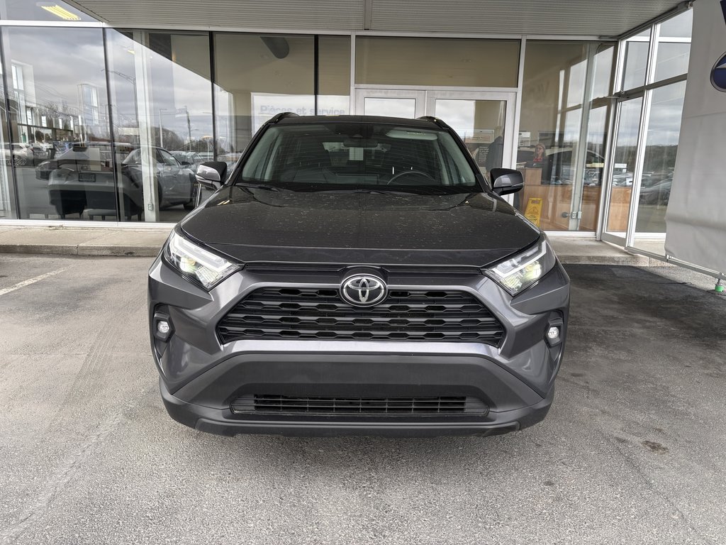 Toyota RAV4 XLE AWD 2022 à Saint-Georges, Québec - 8 - w1024h768px