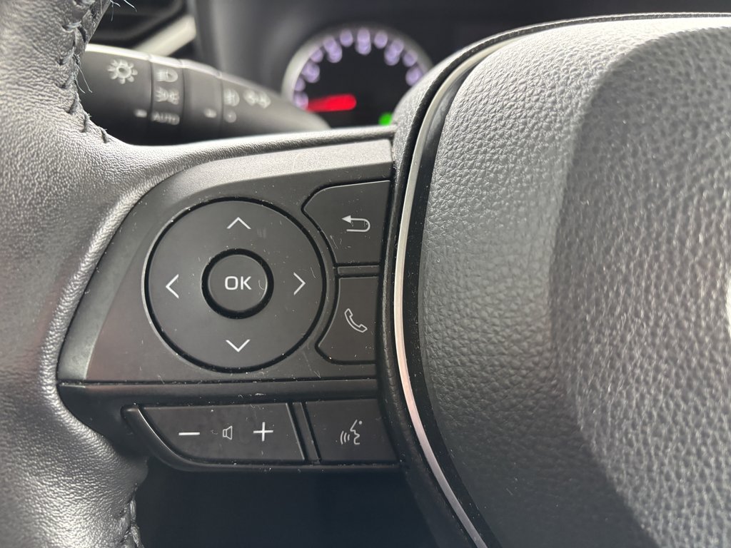 Toyota RAV4 XLE AWD 2022 à Saint-Georges, Québec - 14 - w1024h768px