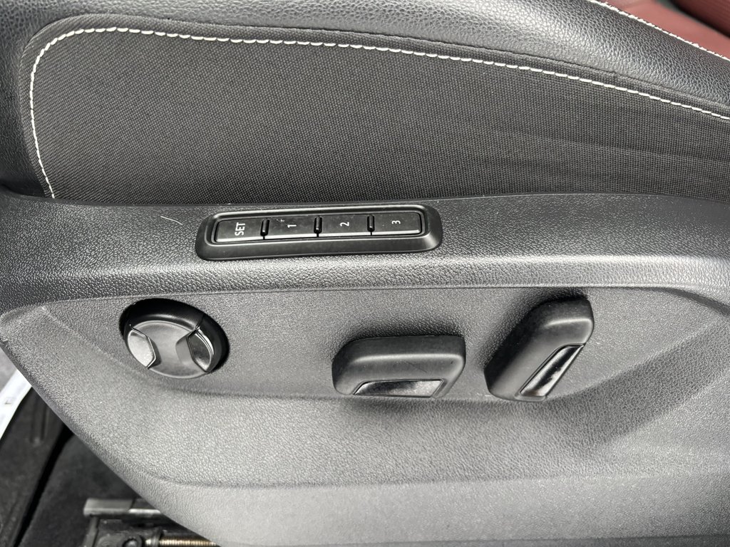 2023 Volkswagen Atlas Cross Sport Execline 3.6 FSI 4MOTION in Saint-Georges, Quebec - 14 - w1024h768px