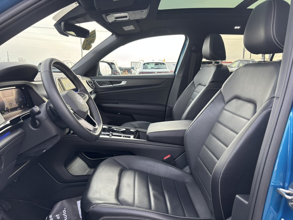 2024 Volkswagen Atlas Cross Sport Highline 2.0 TSI 4MOTION in Saint-Georges, Quebec - 10 - w1024h768px