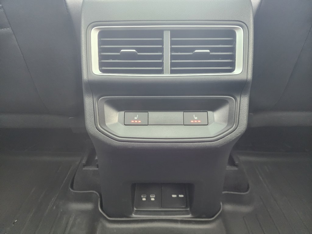 Volkswagen Atlas Cross Sport Highline 2.0 TSI 4MOTION 2024 à Saint-Georges, Québec - 10 - w1024h768px