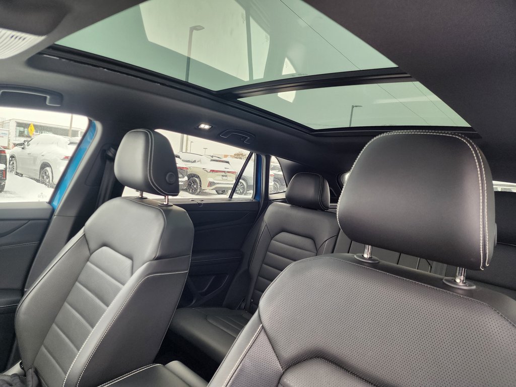 Volkswagen Atlas Cross Sport Highline 2.0 TSI 4MOTION 2024 à Saint-Georges, Québec - 12 - w1024h768px