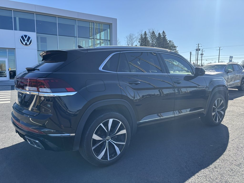 Volkswagen Atlas Cross Sport Execline 2.0 TSI 4MOTION 2024 à Saint-Georges, Québec - 8 - w1024h768px