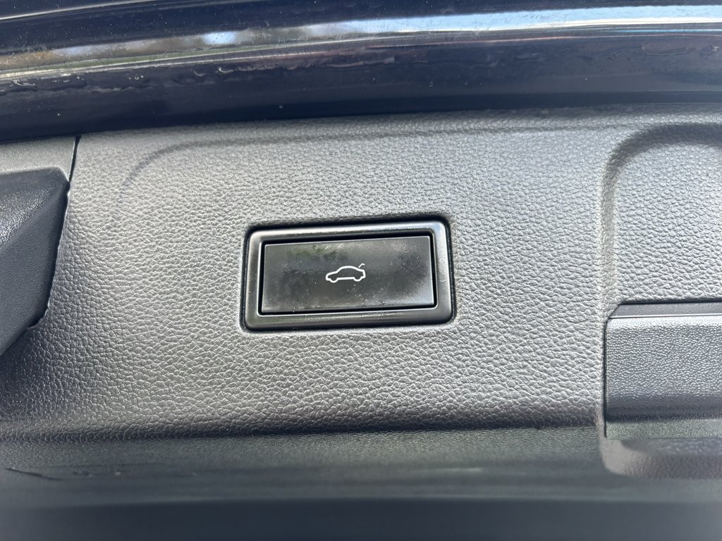 2022 Volkswagen Atlas Execline 3.6 FSI 4MOTION in Saint-Georges, Quebec - 7 - w1024h768px