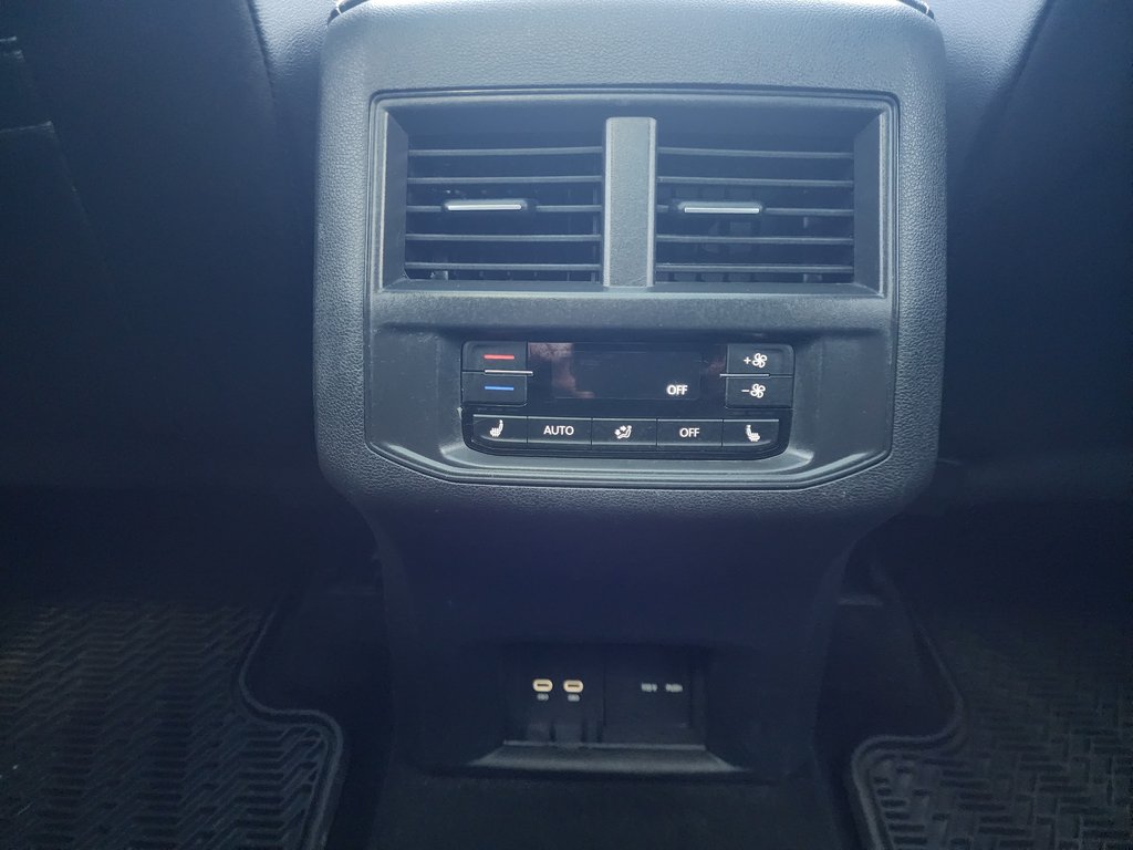 Volkswagen Atlas Highline 3.6 FSI 4MOTION 2023 à Saint-Georges, Québec - 10 - w1024h768px