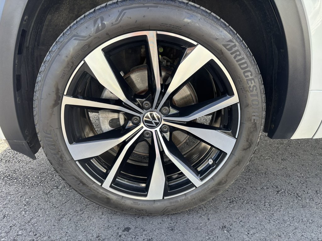 Volkswagen Atlas Execline 2.0 TSI 4MOTION 2024 à Saint-Georges, Québec - 9 - w1024h768px