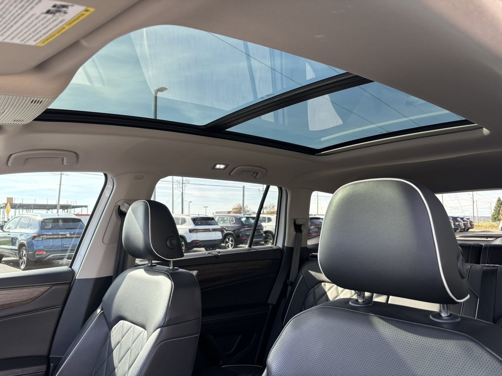 Volkswagen Atlas Execline 2.0 TSI 4MOTION 2024 à Saint-Georges, Québec - 22 - w1024h768px
