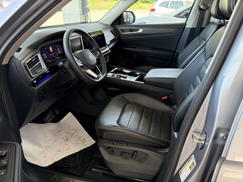 Volkswagen Atlas Highline 2.0 TSI 4MOTION 2024 à Saint-Georges, Québec - 15 - w1024h768px