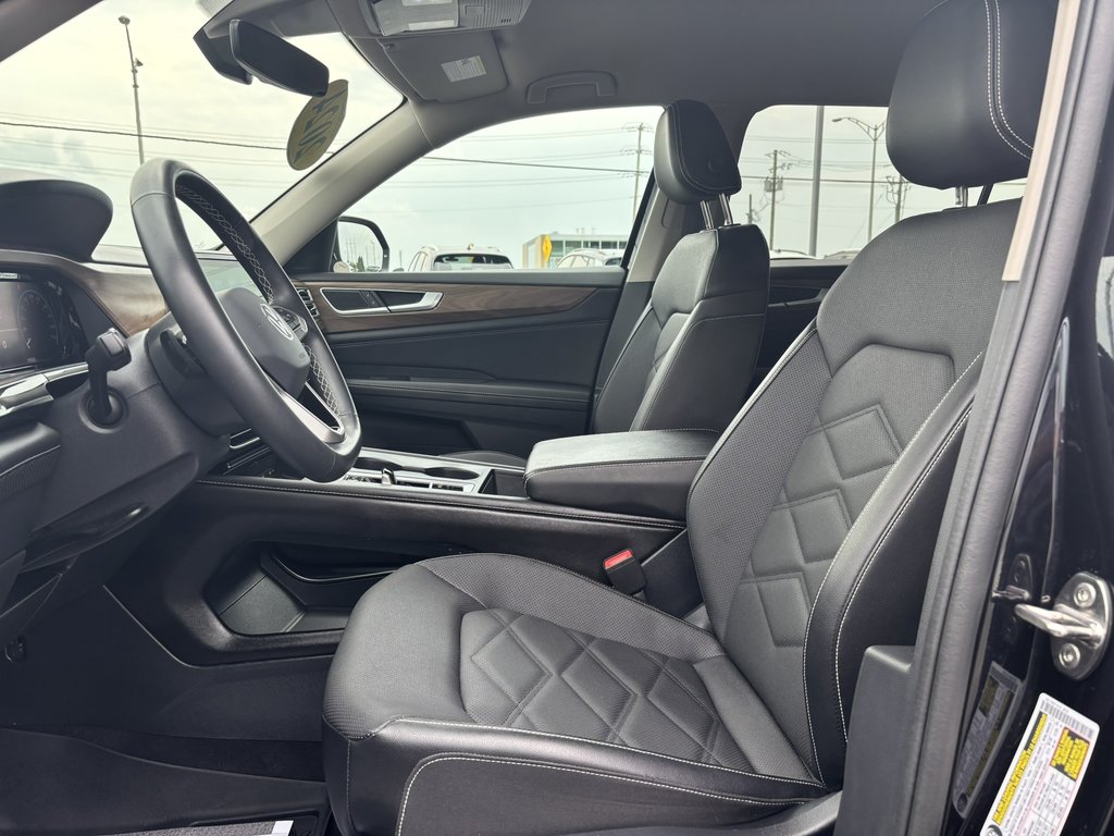 2024 Volkswagen Atlas Comfortline 2.0 TSI 4MOTION in Saint-Georges, Quebec - 11 - w1024h768px