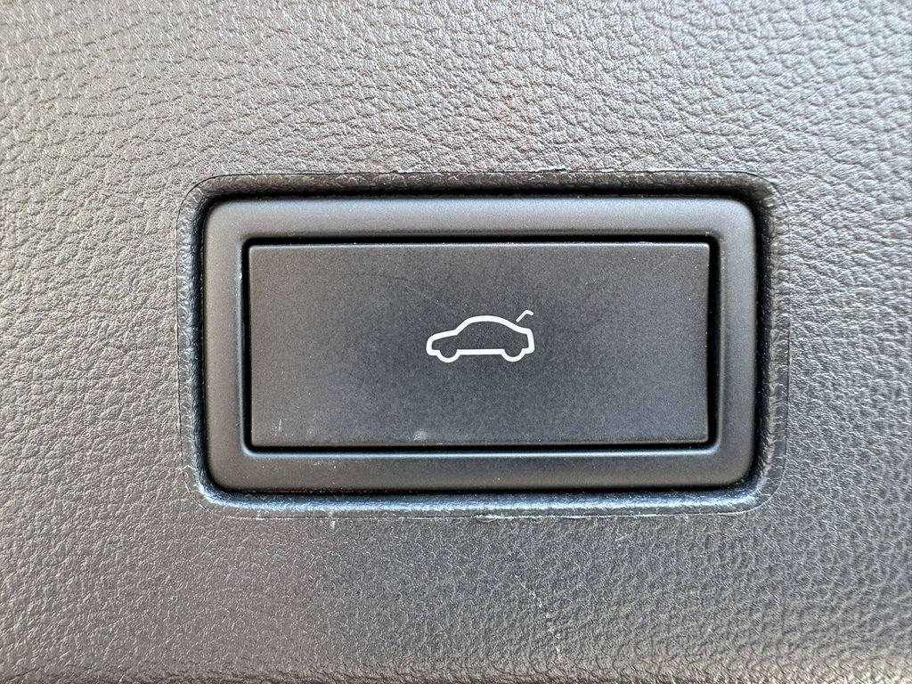 2024 Volkswagen Atlas Comfortline in Saint-Georges, Quebec - 10 - w1024h768px