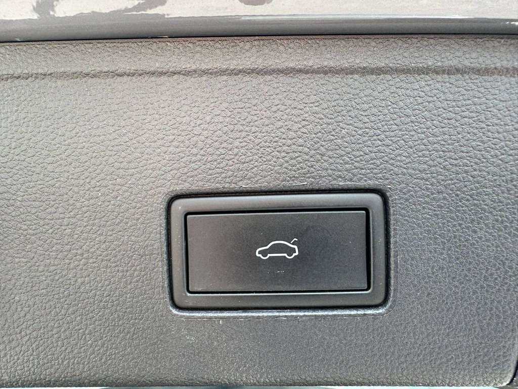 Volkswagen Atlas Crossport Execline 2024 à Saint-Georges, Québec - 11 - w1024h768px