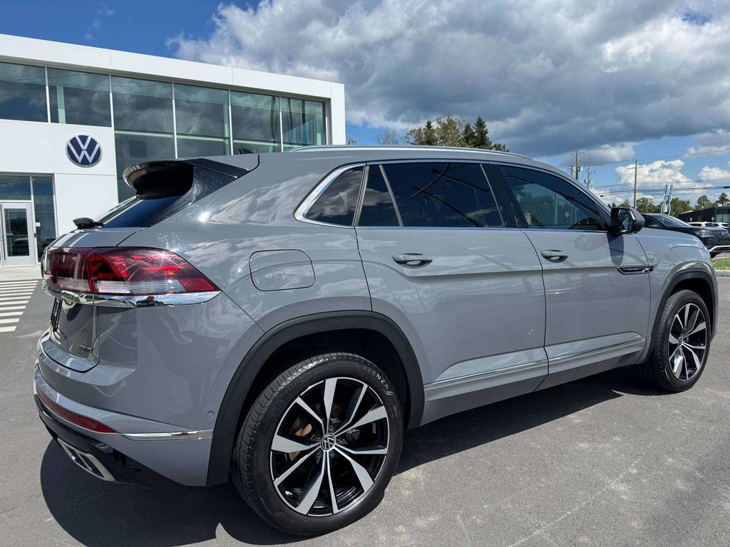 Volkswagen Atlas Crossport Execline 2024 à Saint-Georges, Québec - 7 - w1024h768px