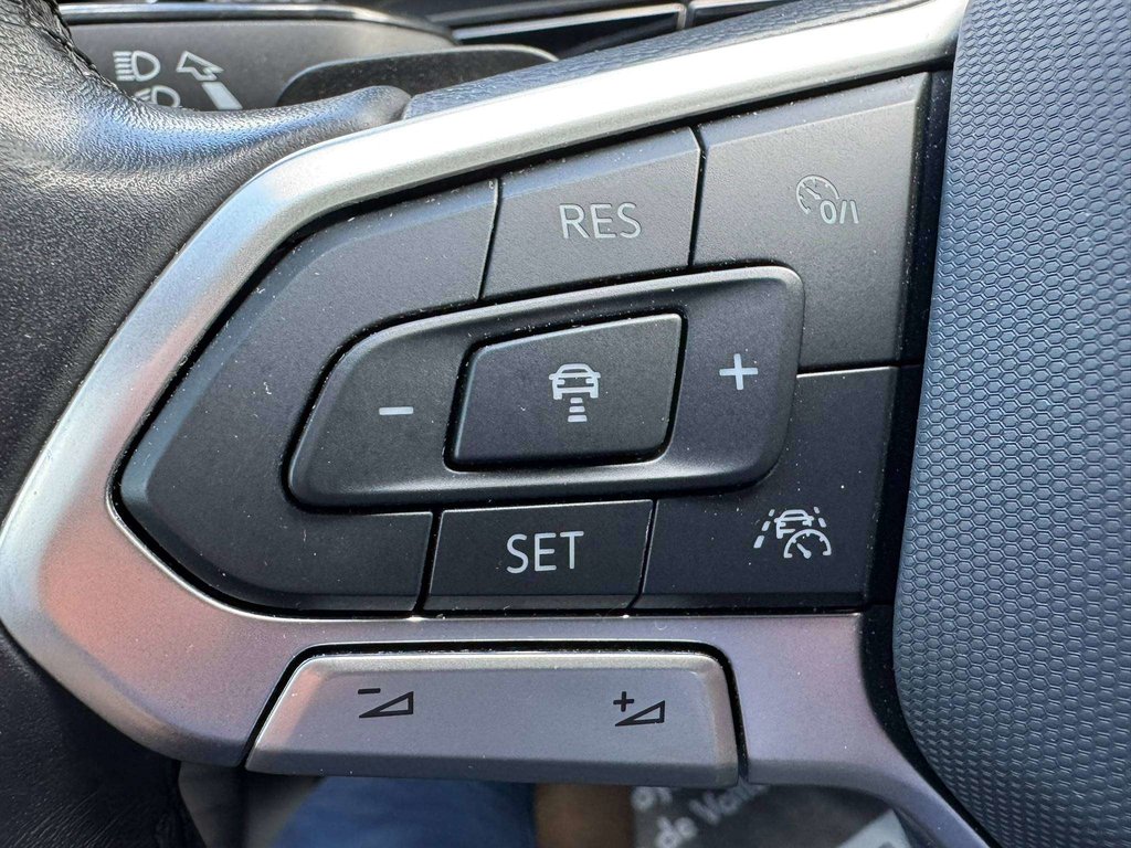 Volkswagen Atlas Crossport Execline 2024 à Saint-Georges, Québec - 13 - w1024h768px