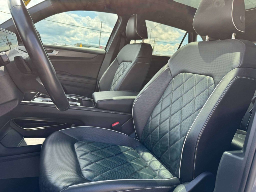 Volkswagen Atlas Crossport Execline 2024 à Saint-Georges, Québec - 8 - w1024h768px