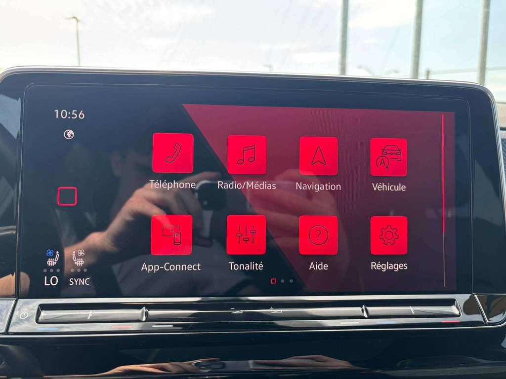 2024 Volkswagen Atlas CROSS SPORT Execline in Saint-Georges, Quebec - 17 - w1024h768px