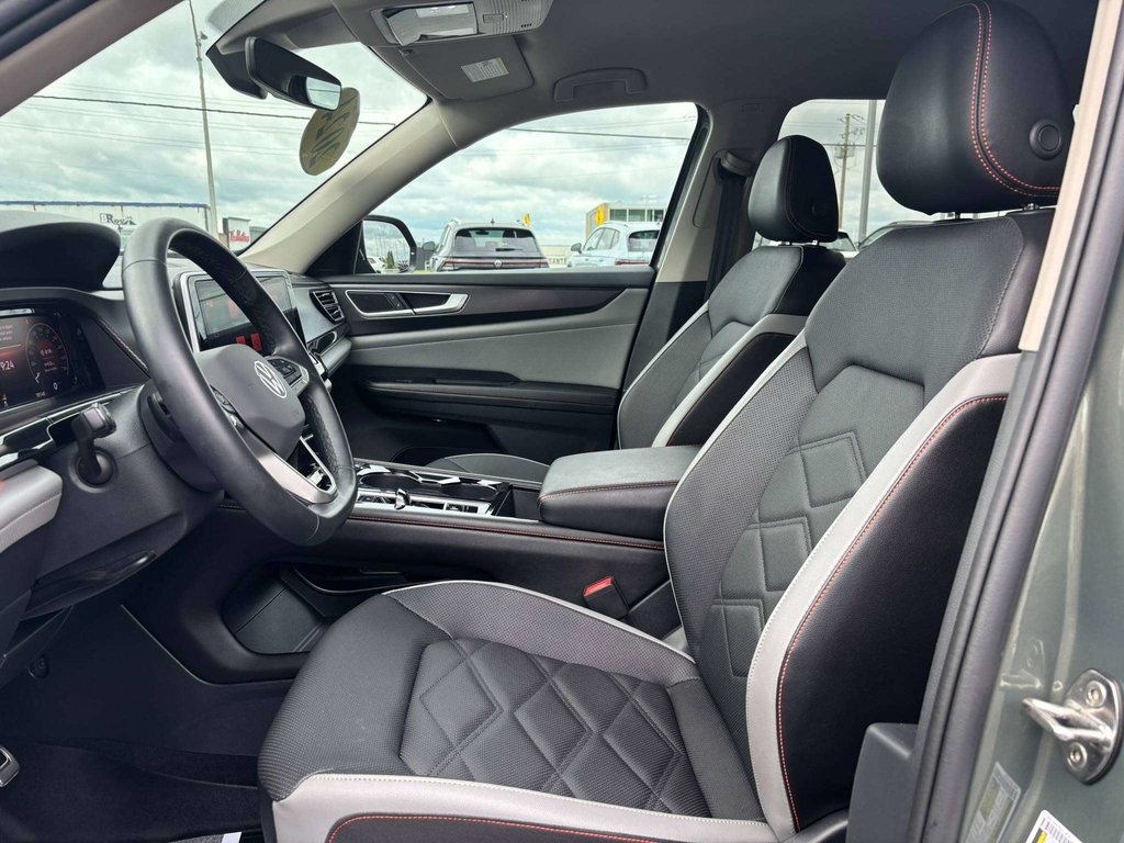 Volkswagen Atlas Peak Edition 2024 à Saint-Georges, Québec - 11 - w1024h768px