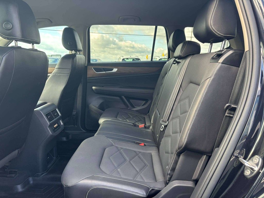 2024 Volkswagen Atlas Comfortline in Saint-Georges, Quebec - 10 - w1024h768px