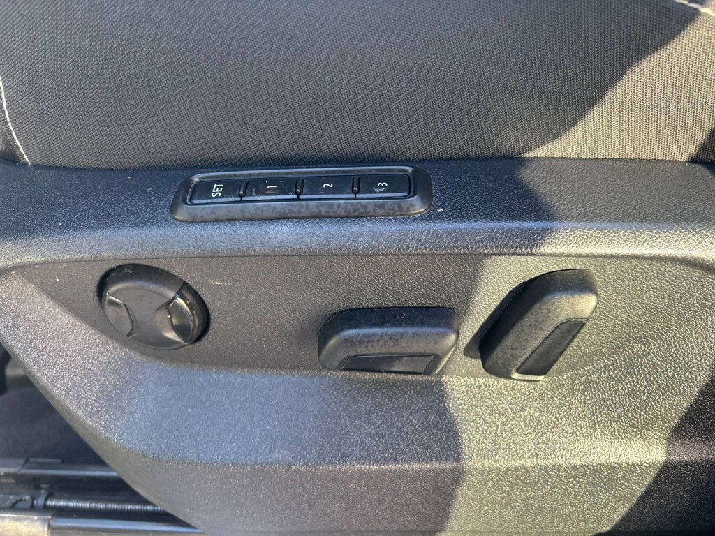 2024 Volkswagen Atlas Execline in Saint-Georges, Quebec - 11 - w1024h768px