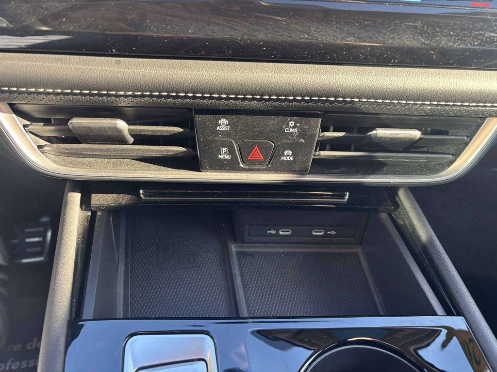 2024 Volkswagen Atlas Execline in Saint-Georges, Quebec - 18 - w1024h768px