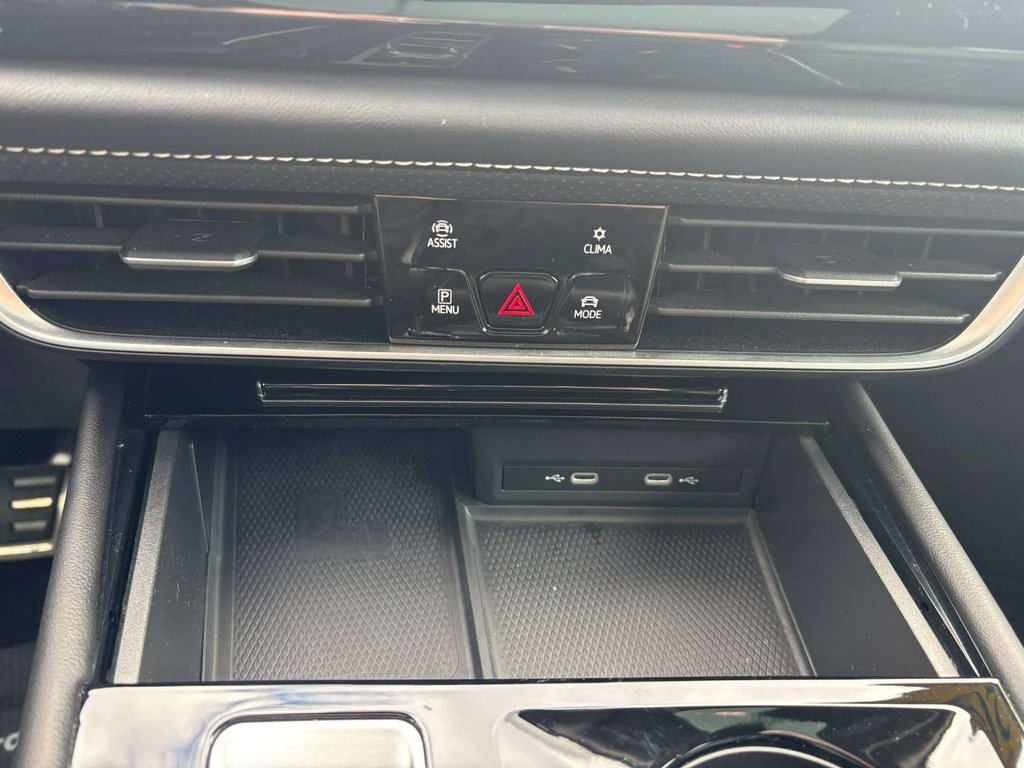 Volkswagen Atlas Execline 2024 à Saint-Georges, Québec - 19 - w1024h768px