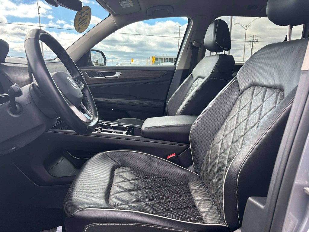 Volkswagen Atlas Execline 2024 à Saint-Georges, Québec - 11 - w1024h768px