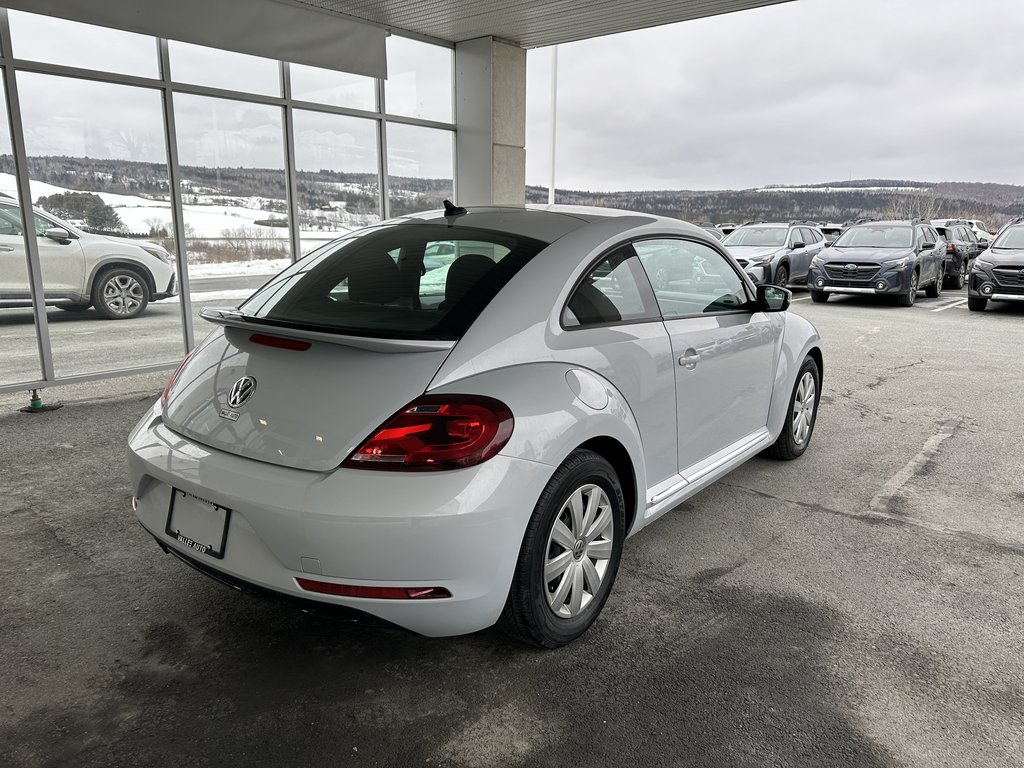 2018  Beetle Trendline Auto in Saint-Georges, Quebec - 3 - w1024h768px