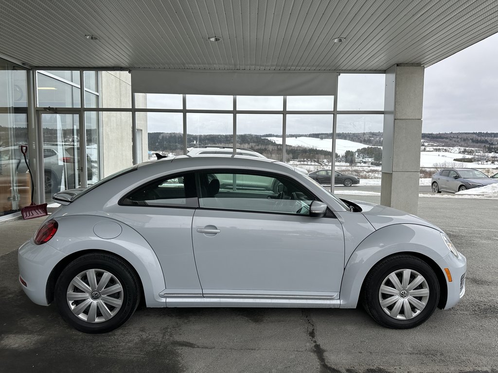 2018  Beetle Trendline Auto in Saint-Georges, Quebec - 2 - w1024h768px