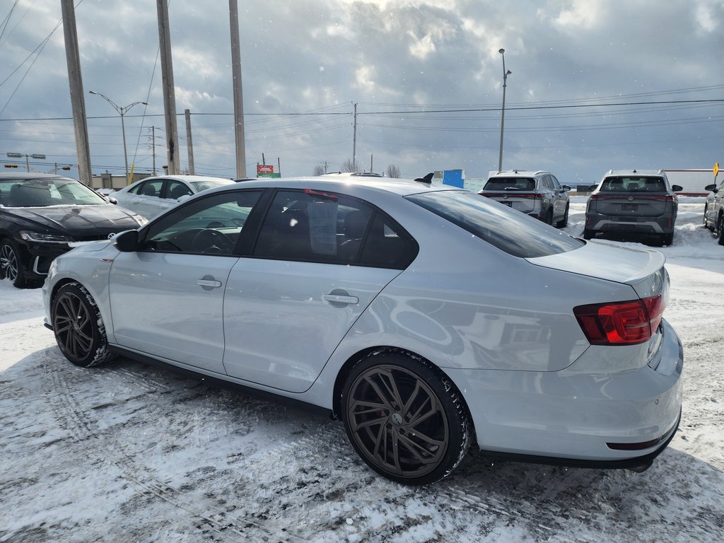 2017 Volkswagen GLI 4dr 2.0 TSI Man GLI Autobahn in Saint-Georges, Quebec - 4 - w1024h768px