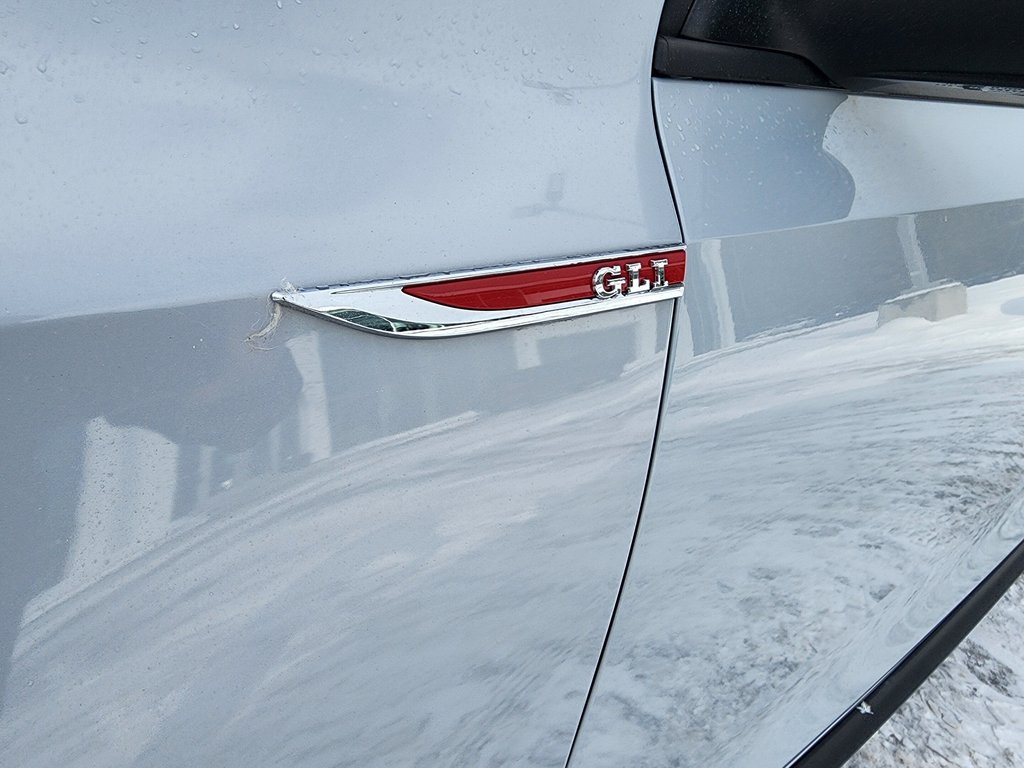2017 Volkswagen GLI 4dr 2.0 TSI Man GLI Autobahn in Saint-Georges, Quebec - 6 - w1024h768px