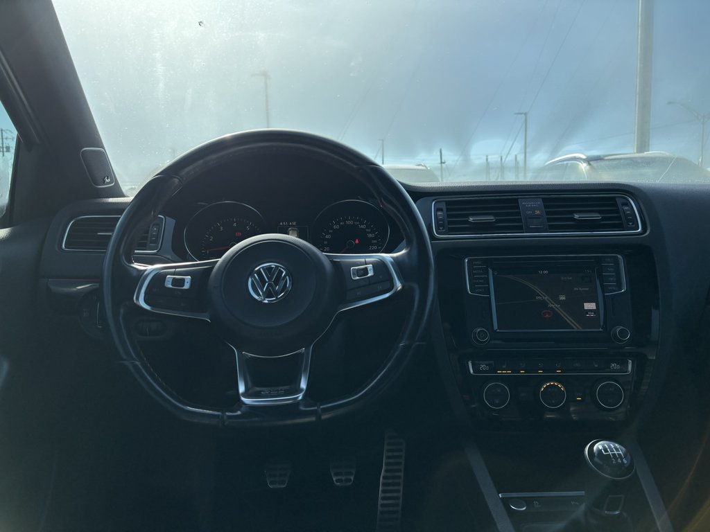 Volkswagen GLI 4dr 2.0 TSI Man GLI Autobahn 2017 à Saint-Georges, Québec - 12 - w1024h768px