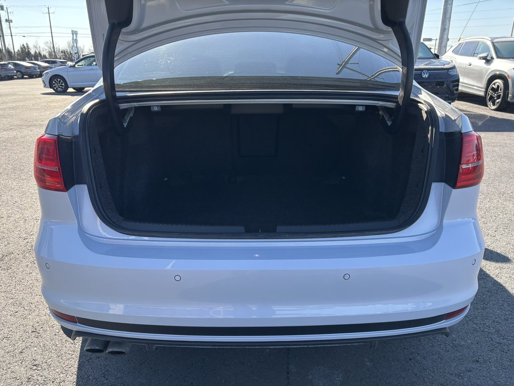 Volkswagen GLI 4dr 2.0 TSI Man GLI Autobahn 2017 à Saint-Georges, Québec - 7 - w1024h768px