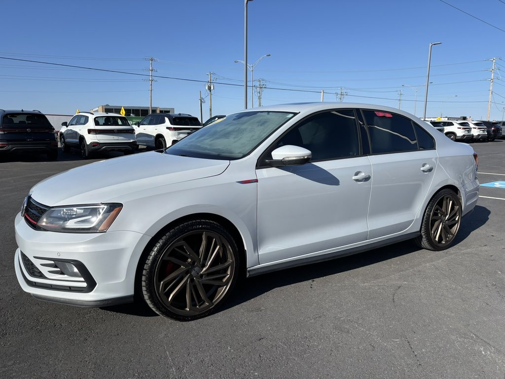 Volkswagen GLI 4dr 2.0 TSI Man GLI Autobahn 2017 à Saint-Georges, Québec - 3 - w1024h768px